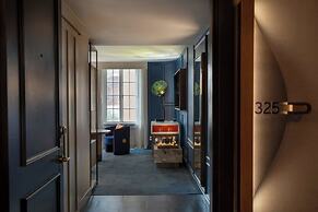 Hotel de la Poste – French Quarter, A Renaissance Hotel