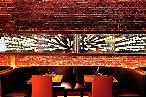 Hotel de la Poste – French Quarter, A Renaissance Hotel