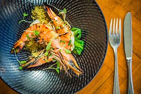 James Cook Hotel Grand Chancellor