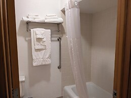 Magnuson Hotel Copper Crown