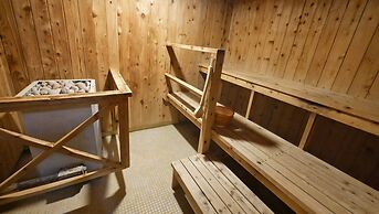 Magnuson Hotel Copper Crown