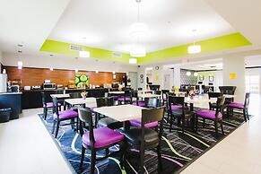 Palacio Royale Inn Signature Katy