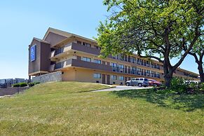 Americas Best Value Inn Pittsburgh Airport