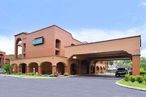 Quality Inn & Suites Jacksonville-Baymeadows