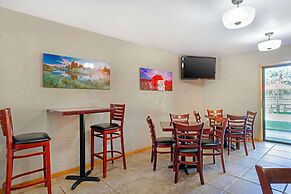 Best Western Ponderosa Lodge