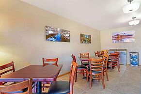 Best Western Ponderosa Lodge