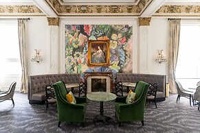 Le Pavillon, New Orleans, a Tribute Portfolio Hotel