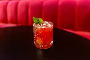 Le Pavillon, New Orleans, a Tribute Portfolio Hotel