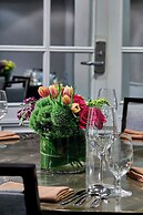 Le Pavillon, New Orleans, a Tribute Portfolio Hotel