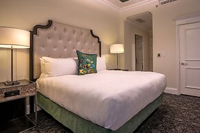 Le Pavillon, New Orleans, a Tribute Portfolio Hotel