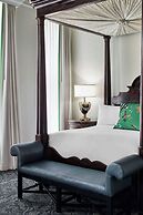 Le Pavillon, New Orleans, a Tribute Portfolio Hotel