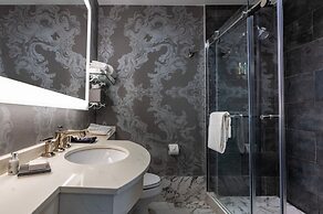 Le Pavillon, New Orleans, a Tribute Portfolio Hotel