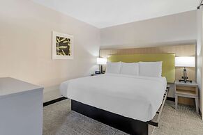 Country Inn & Suites by Radisson, Vallejo Napa Valley, CA