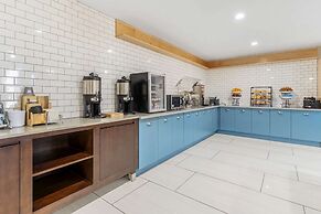 Country Inn & Suites by Radisson, Vallejo Napa Valley, CA