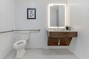 Country Inn & Suites by Radisson, Vallejo Napa Valley, CA