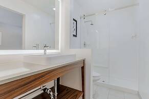 Country Inn & Suites by Radisson, Vallejo Napa Valley, CA