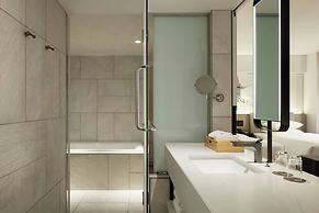 Courtyard by Marriott Tokyo Ginza Hotel