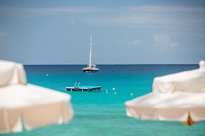 Colony Club by Elegant Hotels