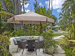 Colony Club by Elegant Hotels