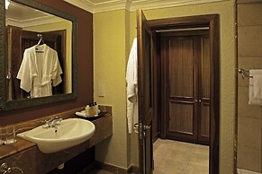 The Kingdom at Victoria Falls