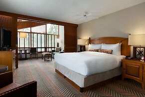 Fairmont Jasper Park Lodge