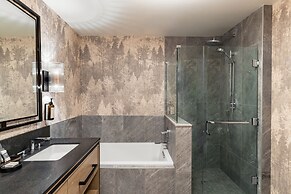 Fairmont Jasper Park Lodge