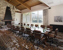 Fairmont Jasper Park Lodge