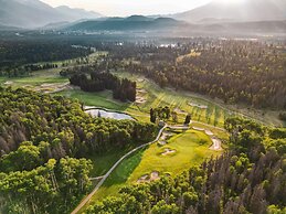 Fairmont Jasper Park Lodge