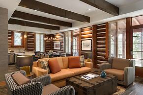 Fairmont Jasper Park Lodge