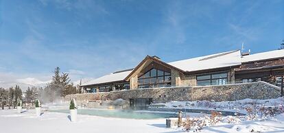 Fairmont Jasper Park Lodge