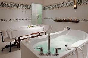 Fairmont Jasper Park Lodge