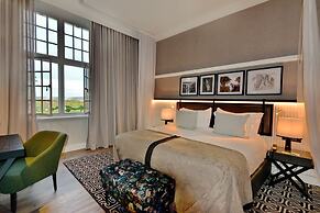 The Victoria Falls Hotel