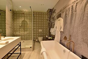 The Victoria Falls Hotel