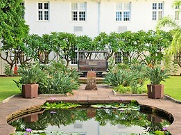 The Victoria Falls Hotel