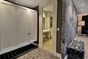 The Victoria Falls Hotel