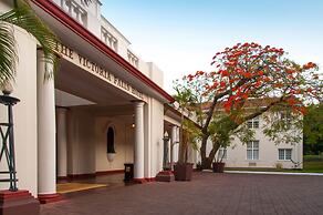 The Victoria Falls Hotel