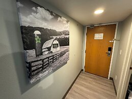 Extended Stay America Premier Suites - Portland - North