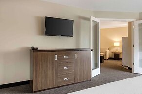Extended Stay America Premier Suites - Portland - North