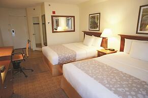 La Quinta Inn & Suites by Wyndham Stamford / New York City