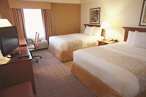 La Quinta Inn & Suites by Wyndham Stamford / New York City