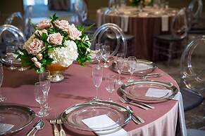 C. Baldwin, Curio Collection by Hilton