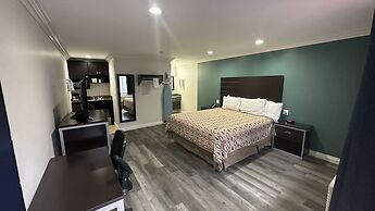 Garden Inn & Suites