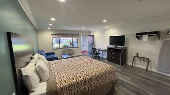 Garden Inn & Suites