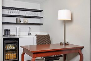 DoubleTree Suites by Hilton Nashville Airport