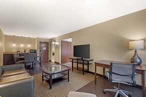 Best Western Plus Plaza by the Green
