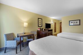 Best Western Plus Plaza by the Green