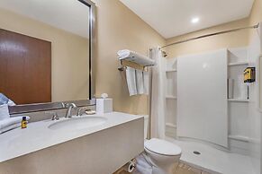Best Western Plus Plaza by the Green