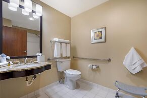 Best Western Plus Plaza by the Green