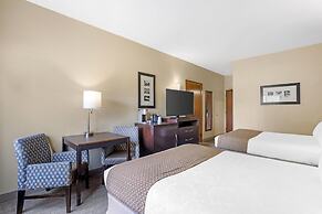 Best Western Plus Plaza by the Green