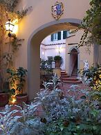 Rivoli Boutique Hotel